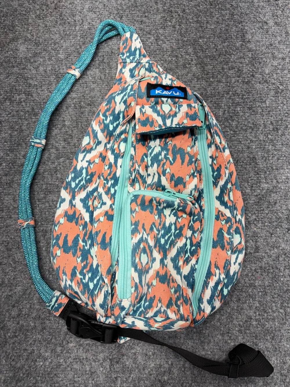 KAVU Rope Bag Sling Pack with Adjustable Rope Shoulder Strap - Beach Paint clean